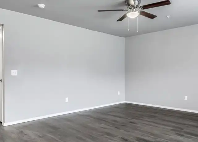 Property at Portland Park Apartments - 3175 N Portland Ave, Oklahoma City, OK, 73107, 2 beds, 1-2 bath, [object Object]