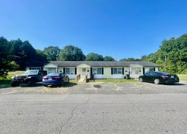 Property at 205 E Webb St, Dallas, NC, 28034, 1 bed, 1 bath, [object Object]