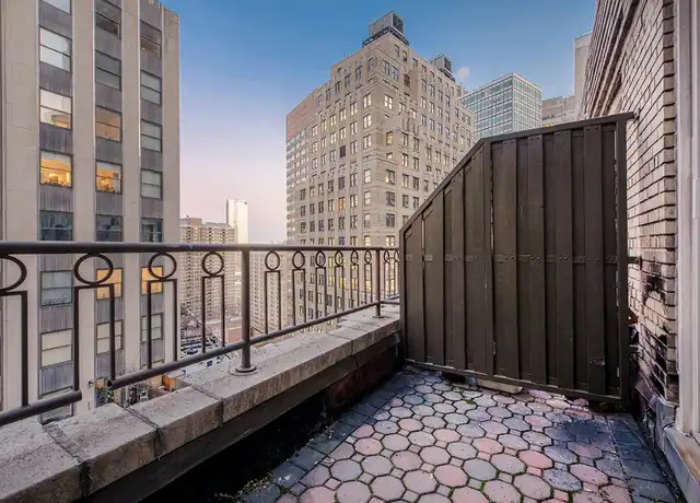 Property at 100 John St Unit 2203, New York, NY, 10038, 3 beds, 1 bath, [object Object]