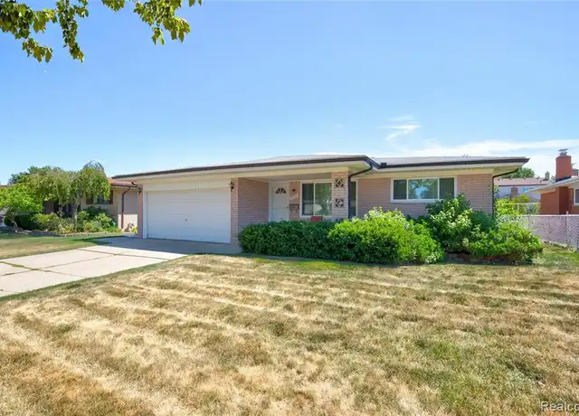 Property at 13154 Boca Grande Dr, Sterling Heights, MI, 48312, 3 beds, 2 baths, [object Object]