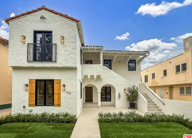 Property at 150 N Arnaz Dr Unit C, Beverly Hills, CA, 90211, 2 beds, 2 baths, [object Object]