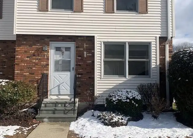 Property at 1 Saint Marc Cir Unit P, South Windsor, CT, 06074, 2 beds, 2.5 baths, [object Object]