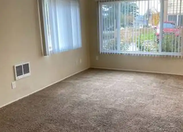 Property at 6287 NE Glisan St, Portland, OR, 97213, 2 beds, 1 bath, [object Object]