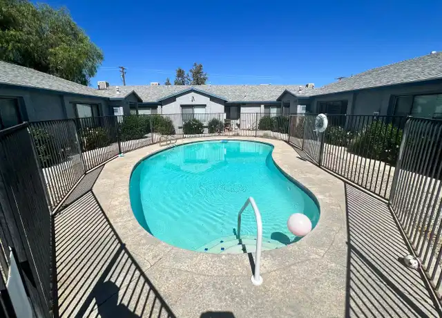 Property at 73870 Desert Trail Dr Unit 05, Twentynine Palms, CA, 92277, 2 beds, 1.5 baths, [object Object]