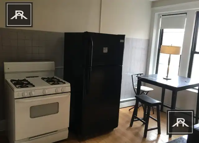 Property at 1682 Commonwealth Ave #4, Brighton, MA, 02135, 4 beds, 1 bath, [object Object]
