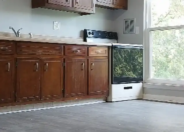 Property at 139 Hendricks Blvd, Chattanooga, TN, 37405, 1 bed, 1 bath, [object Object]