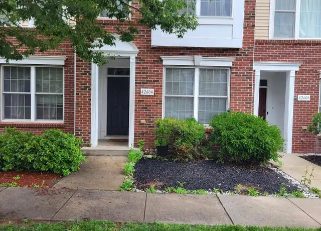 Property at 42604 Pine Forest Dr, Chantilly, VA, 20152, 3 beds, 3.5 baths, [object Object]