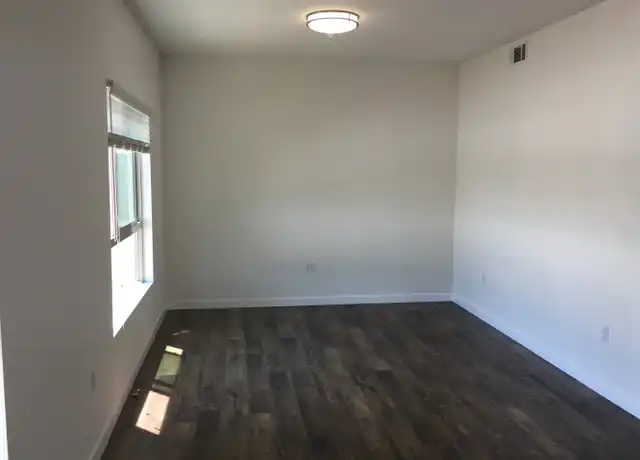 Property at 6816 Independence Ave Unit 206, Canoga Park, CA, 91303, 2 beds, 2 baths, [object Object]