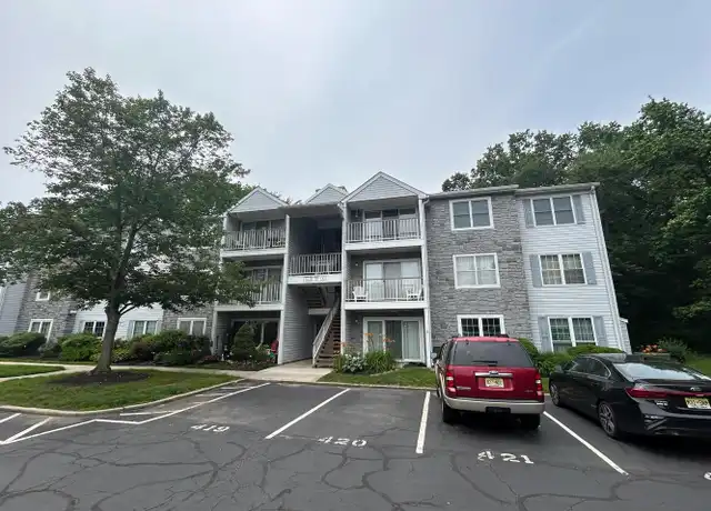 Property at 3 Hemlock Ct, Trenton, NJ, 08619, 2 beds, 2 baths, [object Object]