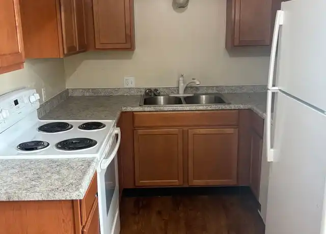 Property at 1945 8th St Unit 1949, Redding, CA, 96001, 2 beds, 1 bath, [object Object]