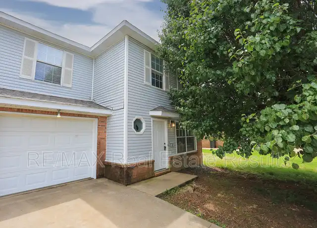 Property at 2407 S 16th St, Rogers, AR, 72758, 3 beds, 2 baths, [object Object]