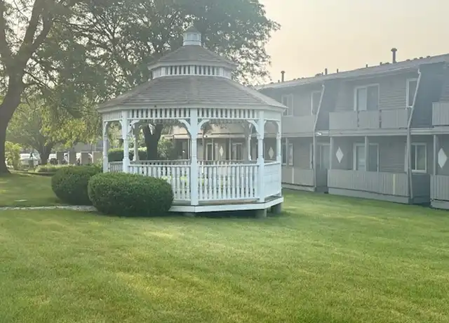 Property at ReVerb Apartments - 15938 Le Claire Ave, Oak Forest, IL, 60452, 1 bed, 1 bath, [object Object]
