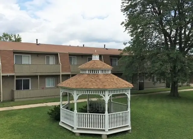 Photo of 15938 Le Claire Ave, Oak Forest, IL 60452