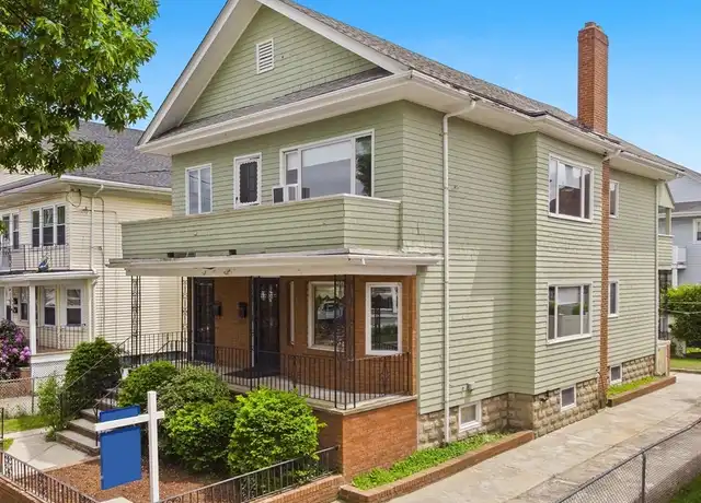 Property at 35 Wright Ave Unit 1, Medford, MA, 02155, 2 beds, 1 bath, [object Object]