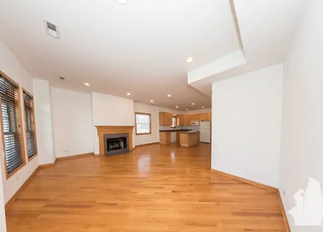 Property at 2741 N Southport Ave Unit 2741-1S, Chicago, IL, 60614, 4 beds, 3 baths, [object Object]