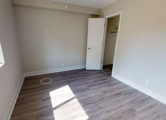 Property at 4001 Holdrege St Unit 19, Lincoln, NE, 68503, 2 beds, 1 bath, [object Object]