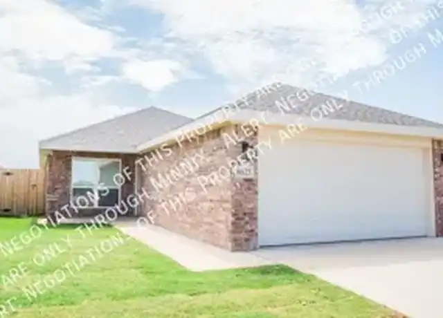 Property at 8623 10th Pl, Lubbock, TX, 79416, 3 beds, 2 baths, [object Object]