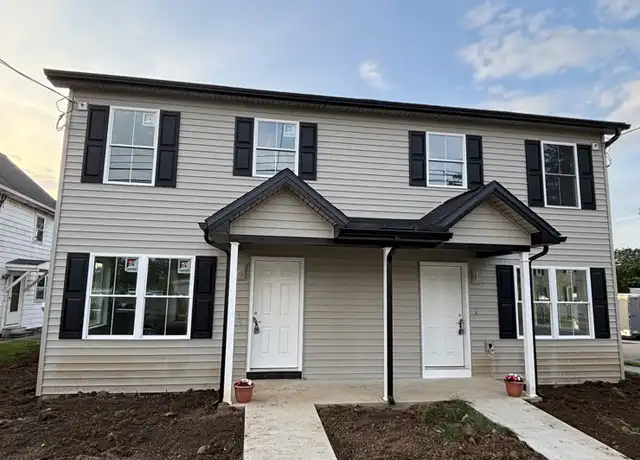 Property at 27 E Portland St, Mechanicsburg, PA, 17055, 3 beds, 1.5 baths, [object Object]