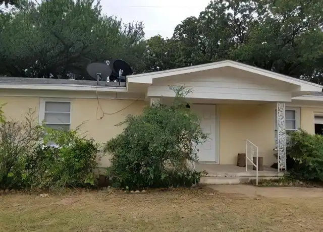 Property at 5908 Maceo Ln, Fort Worth, TX, 76112, 3 beds, 2 baths, [object Object]