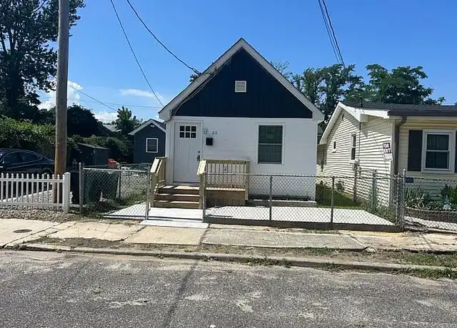 Property at 211 Center Ave, Keansburg, NJ, 07734, 3 beds, 2 baths, [object Object]