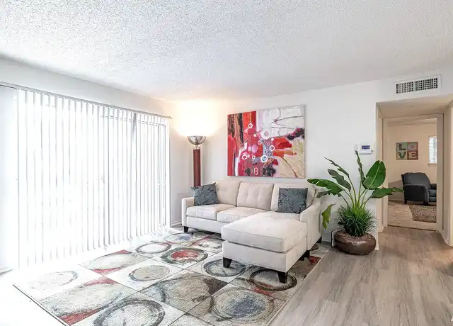 Property at Diamond Ridge - 5235 Glen Ridge Dr, San Antonio, TX, 78229, 1 bed, 1 bath, [object Object]