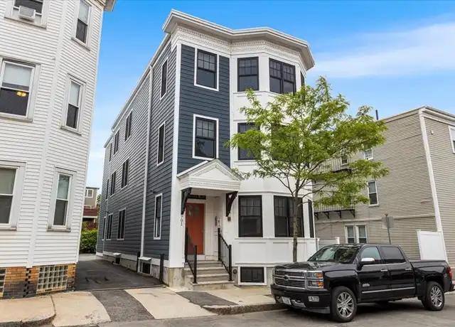 Property at 701 E 2nd St Unit 3, Boston, MA, 02127, 4 beds, 2 baths, [object Object]