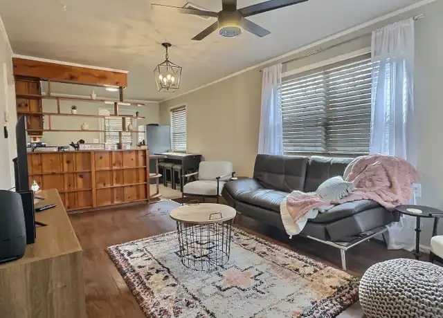 Property at 368 Doster St, Prattville, AL, 36067, 1 bed, 1 bath, [object Object]