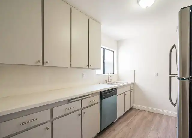 Property at 2041 N. Commonwealth Ave. - 2041 N Commonwealth Ave, Los Angeles, CA, 90027, 1 bed, 1 bath, [object Object]