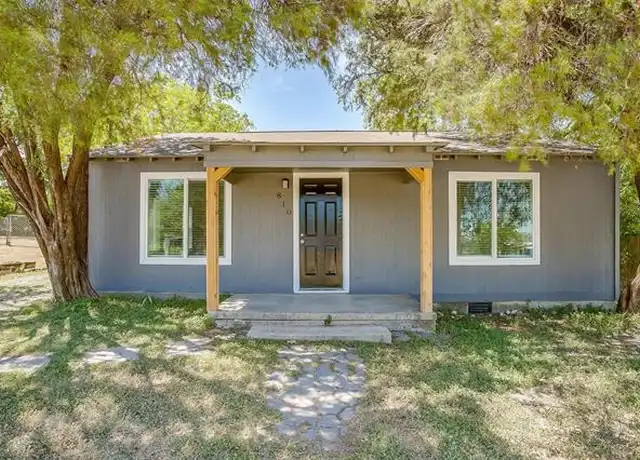 Property at 810 Meadow Park Dr, Fort Worth, TX, 76108, 2 beds, 1 bath, [object Object]