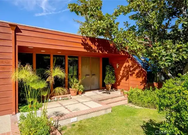 Property at 3275 Buckingham Rd, Glendale, CA, 91206, 4 beds, 3.5 baths, [object Object]