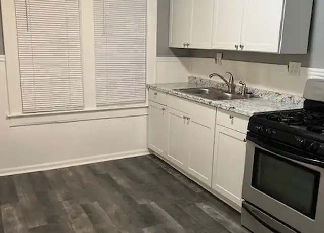 Property at 1532 Euclid St Unit 1, Lincoln Park, MI, 48146, 2 beds, 1 bath, [object Object]