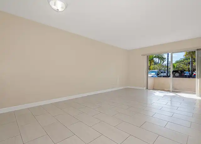 Property at 7765 SW 86th St Unit F2-111, Miami, FL, 33143, 1 bed, 1 bath, [object Object]