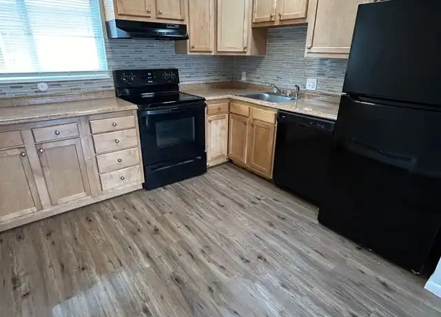 Property at 4226 Forrest Hill Rd Unit 4, Colorado Springs, CO, 80907, 2 beds, 1 bath, [object Object]