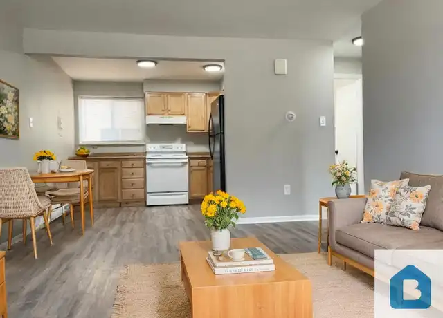 Property at 4226 Forrest Hill Rd Unit 4, Colorado Springs, CO, 80907, 2 beds, 1 bath, [object Object]