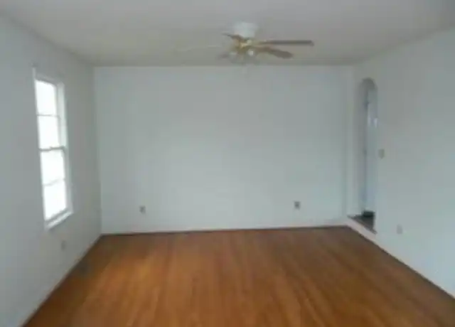 Property at 15049 Creek Edge Pl, South Chesterfield, VA, 23834, 5 beds, 3 baths, [object Object]