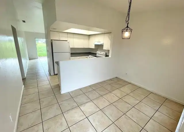 Property at 1415 Andalusia Blvd, Cape Coral, FL, 33909, 2 beds, 1 bath, [object Object]