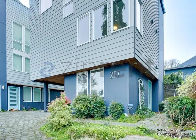 Property at 2117 W Armour St, Seattle, WA, 98199, 3 beds, 2.5 baths, [object Object]