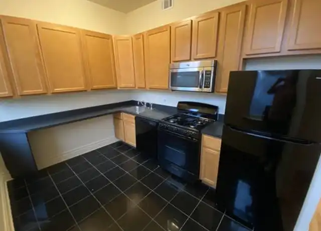 Property at 1153 W Dickens Ave Unit 1155 3E, Chicago, IL, 60614, 2 beds, 1 bath, [object Object]