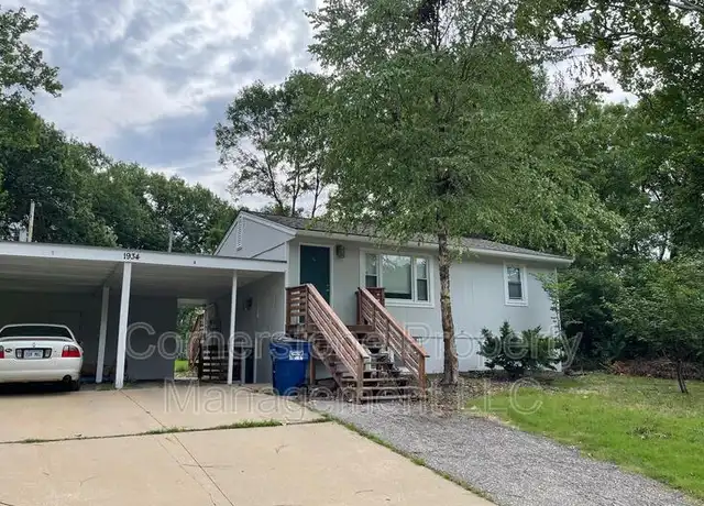 Property at 1934 Naismith Dr Unit B, Lawrence, KS, 66046, 2 beds, 1 bath, [object Object]