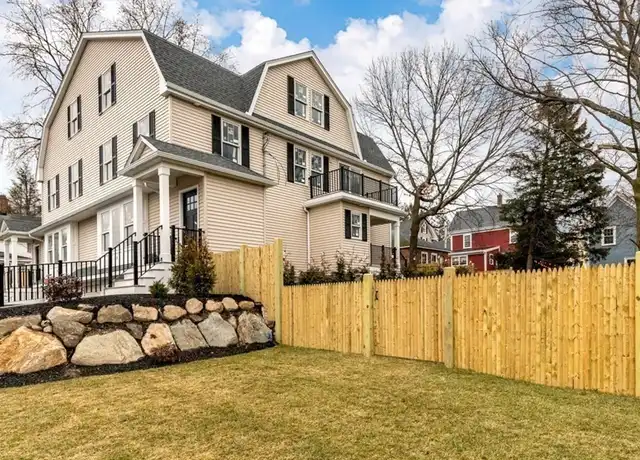 Property at 72 Holland St #72, Winchester, MA, 01890, 4 beds, 2.5 baths, [object Object]