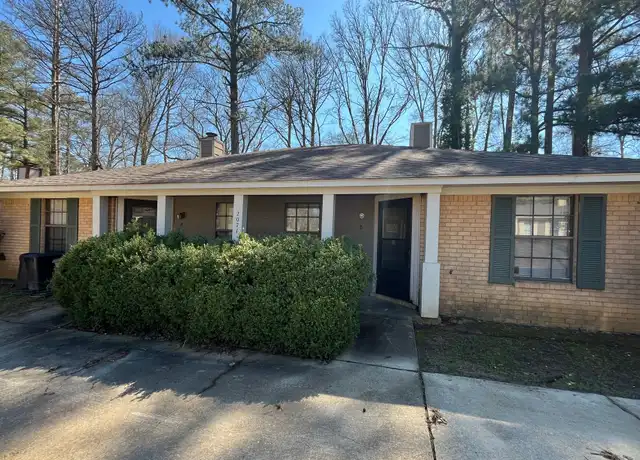 Property at 2071 Cooperwell Dr, Jackson, MS, 39204, 2 beds, 1.5 baths, [object Object]