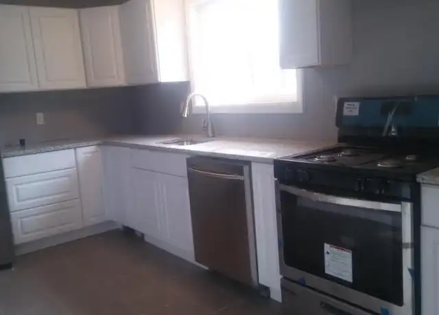 Property at 1524 Andrea St, Ypsilanti, MI, 48198, 4 beds, 2 baths, [object Object]