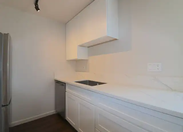 Property at 5310 Clairemont Mesa Blvd Unit P14, San Diego, CA, 92117, 1 bed, 1 bath, [object Object]
