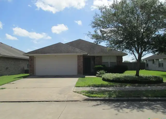Property at 114 Gemini Ct, Victoria, TX, 77901, 3 beds, 2 baths, [object Object]