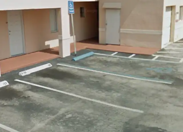 Property at 3051 W 76th St Unit D206, Hialeah, FL, 33018, 3 beds, 2 baths, [object Object]