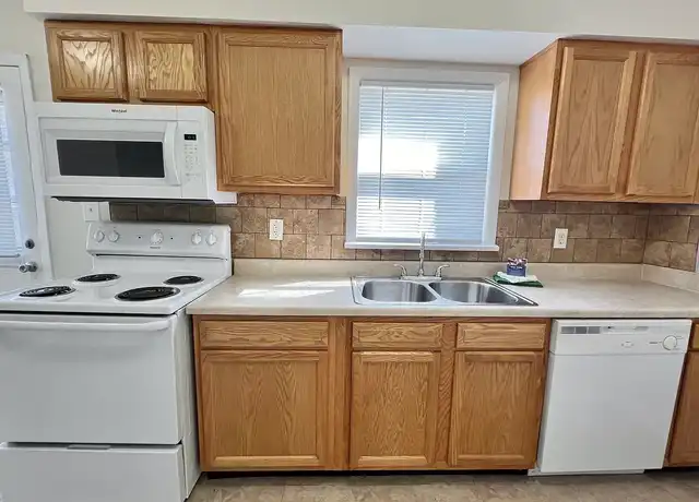 Property at The Woods Apartments - 3300 Wooded Way, Jeffersonville, IN, 47130, 1 bed, 1 bath, [object Object]