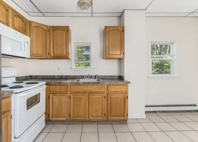 Property at 79 Oak St Unit 4, Providence, RI, 02909, 1 bed, 1 bath, [object Object]
