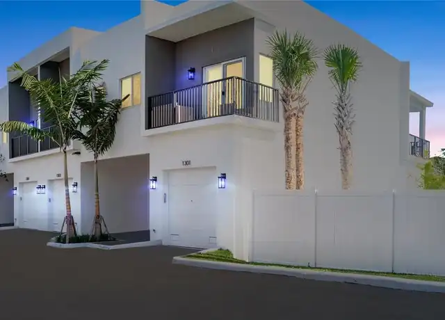 Property at 625 NW 30th Ave Unit 0600, Pompano Beach, FL, 33069, 3 beds, 2.5 baths, [object Object]