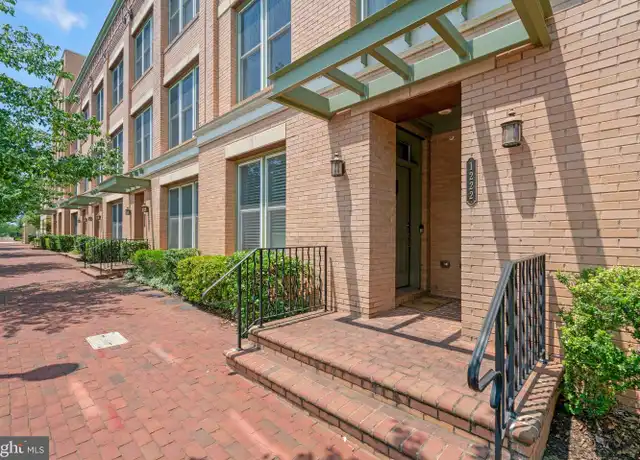 Property at 1222 Main Line Blvd #101, Alexandria, VA, 22301, 3 beds, 2.5 baths, [object Object]