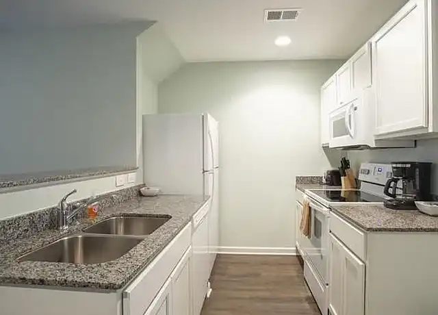 Property at Oakcreste - 201 Oak St, Clemson, SC, 29631, 3 beds, 3 baths, [object Object]